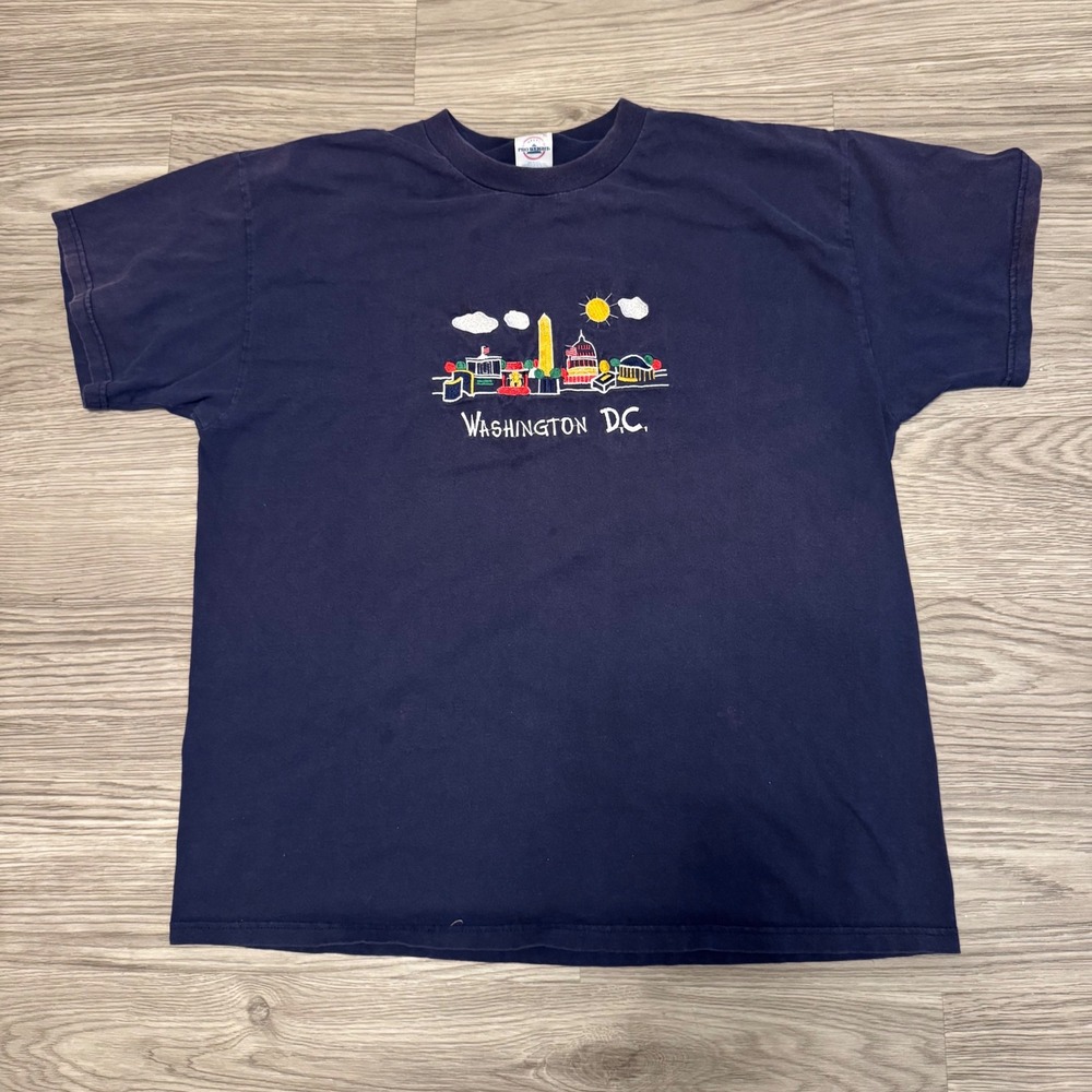 Vintage Y2K Washington DC Embroidered Skyline Navy T-Shirt Delta Pro Weight XL